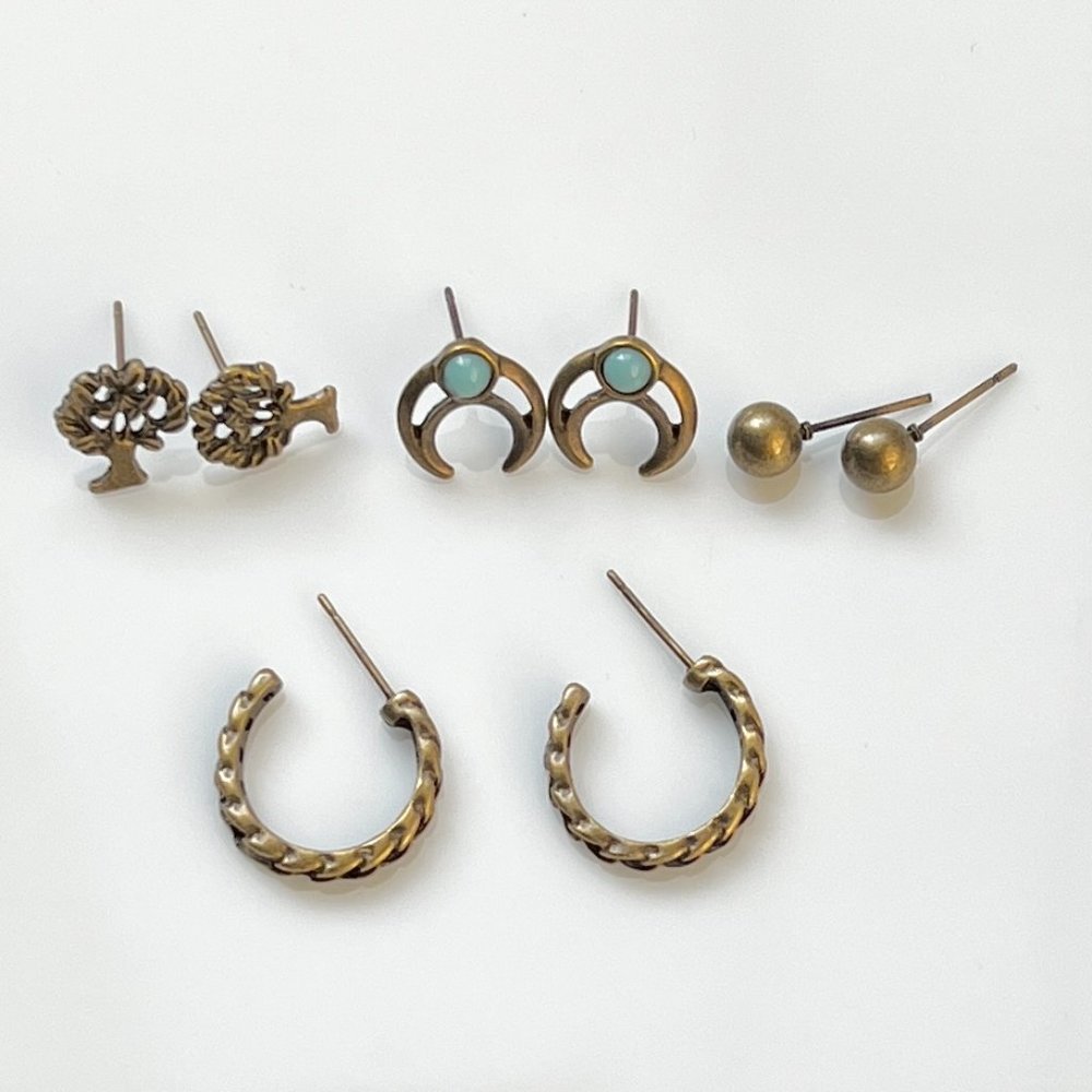 NEW Small Stud Earrings (Set of 4)